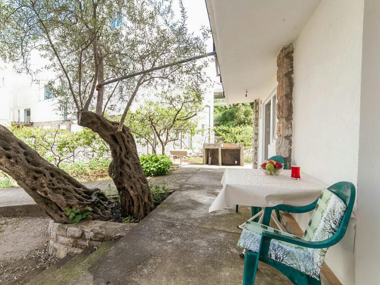 Hana Accommodation Sveti Stefan Exterior foto