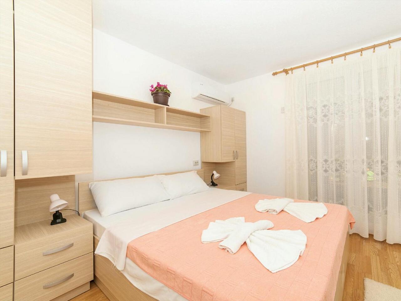 Hana Accommodation Sveti Stefan Exterior foto