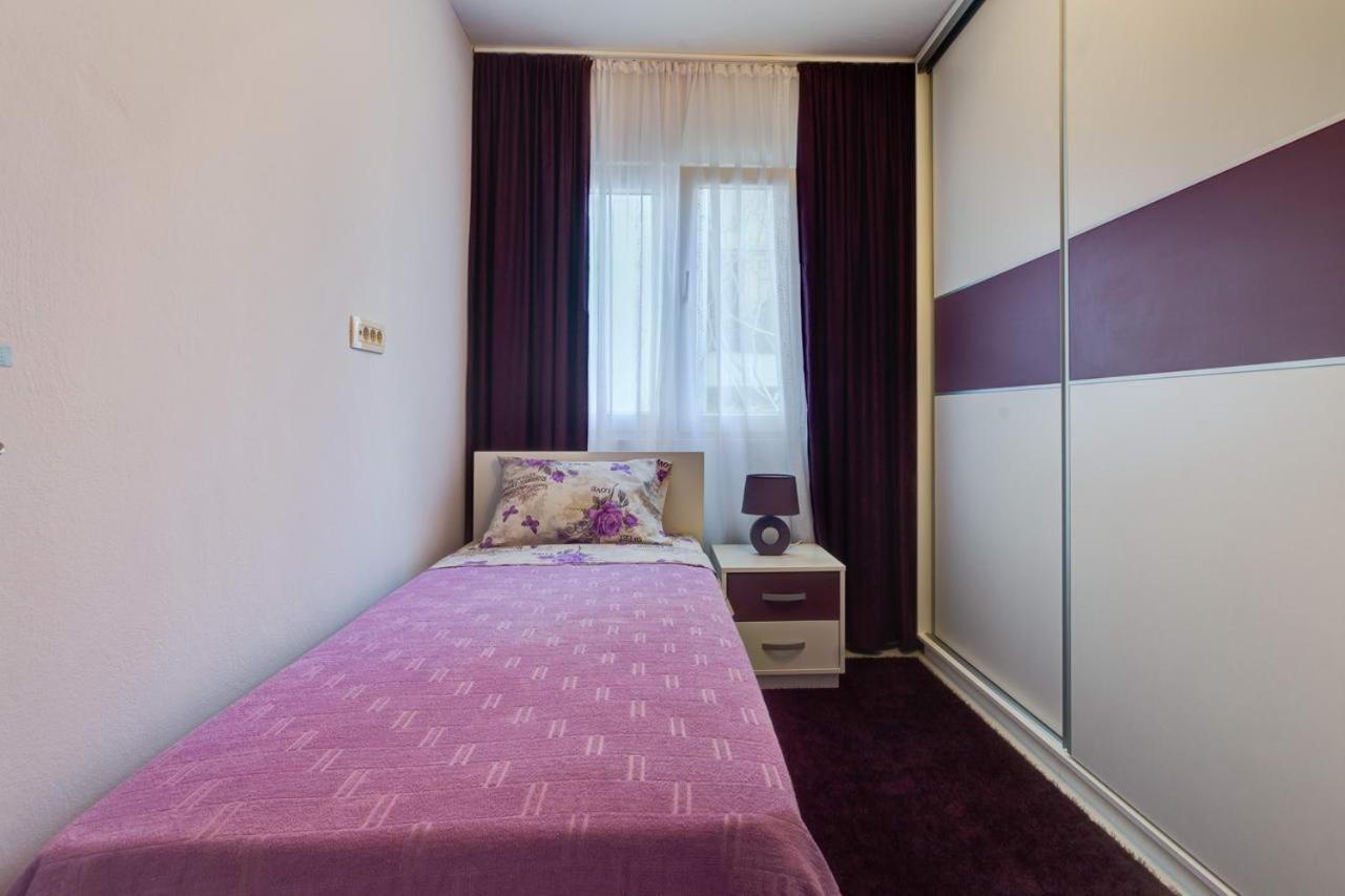 Hana Accommodation Sveti Stefan Exterior foto